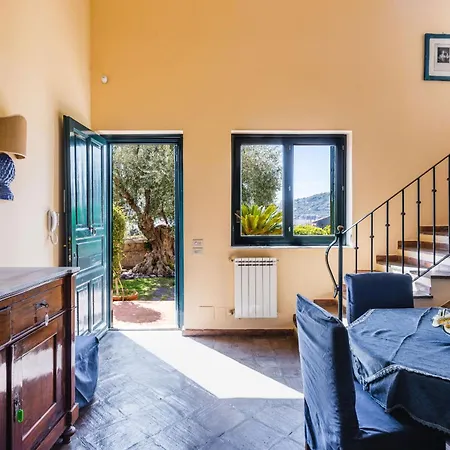 Villa Del Leone Con Piscina By Wonderful Italy