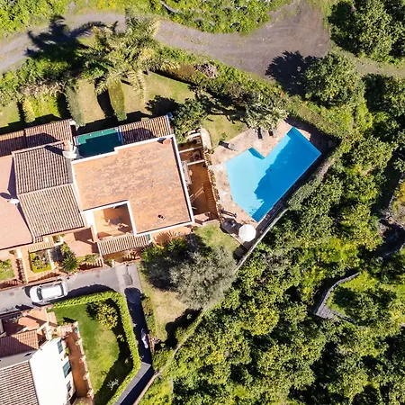 Villa Del Leone Con Piscina By Wonderful Italy *