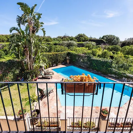 Del Leone Con Piscina By Wonderful Italy Acireale